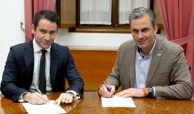 Vox reconoce que PP y Ciudadanos les ha ofrecido consejerías en Andalucía y las ha rechazado "por estar en minoría"