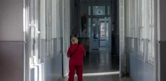 Kabul en alerta por el ataque al hospital image