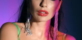 Shannon Elizabeth abre una nueva etapa en OnlyFans image