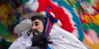 chirigota del bizcocho y la historia que ya emociona image