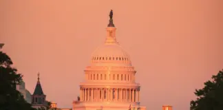 From Congress a la dimisión que sacude Washington image