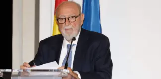 Fallece Diego Carcedo, una leyenda del periodismo español y exdirector de Radio Nacional de España.