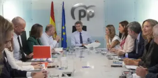 El PP defiende a Feijóo mientras se abre el polémico juicio a Fernández Díaz por el caso Kitchen