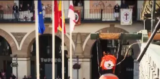 La impactante quema del Volatín de Tudela: tradición centenaria renueva su esencia con un tocado inusual