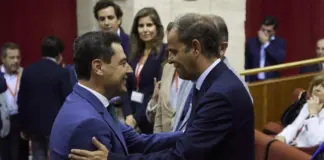 El PSOE andaluz intensifica su lucha contra Canal Sur por su falta de cobertura sobre el escándalo del PP en Almería.