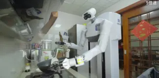 Llega a casa un humanoide: UniX AI presenta el robot que promete limpiar y ordenar por ti