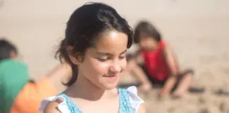 Crema solar retirada por Sanidad y cómo comprobarla image