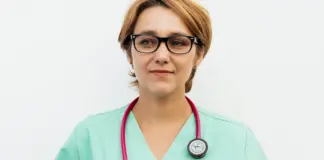 Esther Gomez enfermera y lo que explica sobre el hantavirus image