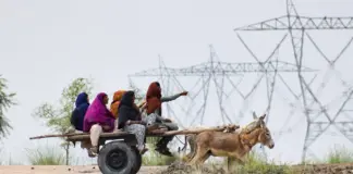 pakistan en guerra abierta con talibanes y Afganistán image