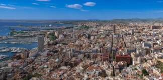 Tiempo Alicante hoy con viento fuerte y parques cerrados image