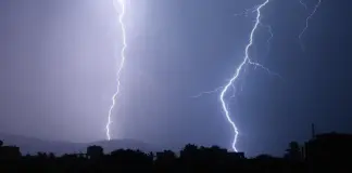 Ciudad Real rayo deja daños y alarma en una vivienda image