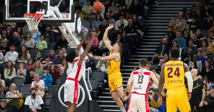 nikola jokić lesion preocupa a la NBA y al MVP image