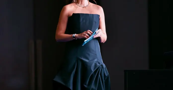 Silvia de Suecia inspira la gala real de 2026 image