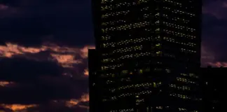 Acciones BBVA hoy suben tras su récord de beneficios image