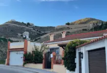 Tiempo Granada hoy con avisos y chubascos aislados image
