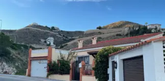 Tiempo Granada hoy con avisos y chubascos aislados image