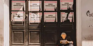 Desempleo baja y el empleo gana ritmo en 2026 image