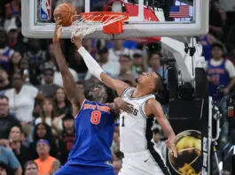 Los Knicks no se confían y los Spurs resisten: 2-0 y 0-2