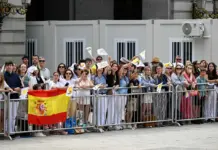 Celebra el Día de la Caridad 2026 en España alzando la mirada