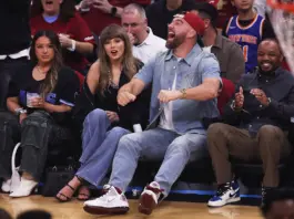 «Subastan asientos de estrellas en playoffs NBA»