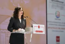Díaz Ayuso, la puerta del Papa en España