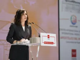 Díaz Ayuso, la puerta del Papa en España