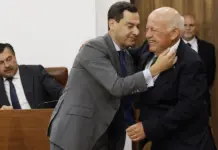 «El PP se impone en la Mesa del Parlamento andaluz sin pactar con Vox»