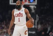 Detienen a la estrella de la NBA James Harden