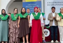 Celebración de la graduación de la promoción 2022-2026 en la Facultad de Educación, Economía y Tecnología