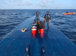 Descubren gran semisumergible cerca de Ecuador