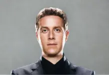 El oscuro imperio de Geoff Keighley: el Rey Midas de los videojuegos (62 caracteres)