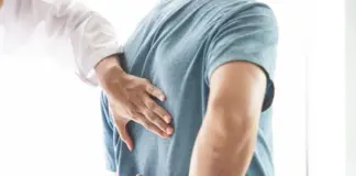 Sesión de fisioterapia en una clínica de Fuengirola (Sigma Fisioterapia)