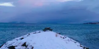 El muro del mar de noruega y el tiempo en España image