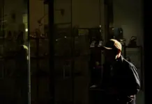 Portavoz en el foco por la maniobra de Zapatero Portavoz en el foco por la maniobra de Zapatero image