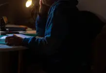 Precio de la luz hoy y horas más baratas image