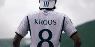 Toni Kroos señala al futuro del Madrid tras el Clásico image