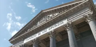ok diario marca el debate tras el choque en Congreso image