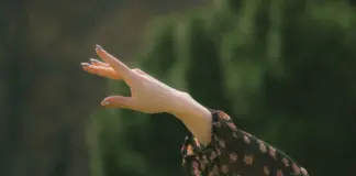 Andreeva busca el doblete en Madrid hoy en directo image