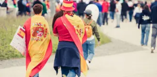 A qué hora juega mañana España y dónde verlo image