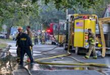 disaster en FEMA y Trump agita la crisis interna image