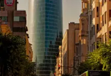 Iberdrola gana músculo y frena la fuga de clientes image