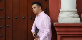 Rodrigo Cuevas planta cara y enciende el debate image