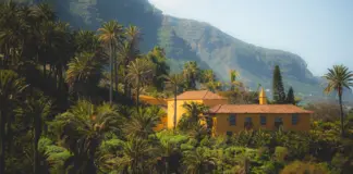 Serie Oasis Netflix y los rincones de Tenerife image