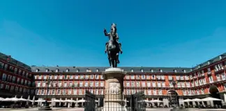 Las ventas arranca con el abono sobrante y sorpresas image