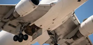 Accidente avion en LaGuardia deja heridos y dudas image