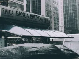 Comisión nacional de los mercados y la competencia y la banca Comisión nacional de los mercados y la competencia y la banca image
