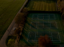 La hierba de Wimbledon, la superficie que sigue marcando diferencias en el tenis actual
