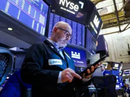 La alarmante caída de la tecnología: el Nasdaq en peligro a 27.700 puntos