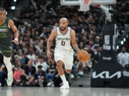 Jordan McLaughlin regresa a los Spurs: firma millonario contrato