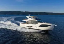 Descubre el lujoso yate Absolute 70 Fly: belleza en el mar